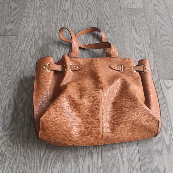 Faux leather bag by Kenneth Cole reaction 🍀 - Picture 3 of 8